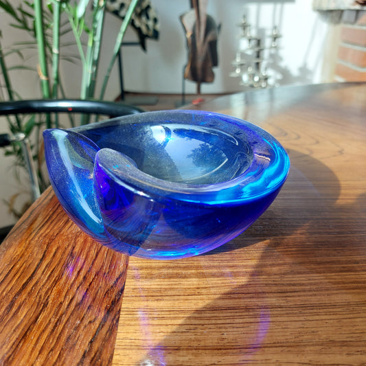 Sommerso Ashtray in the style of Flavio Poli for Seguso Murano Italy 1960s